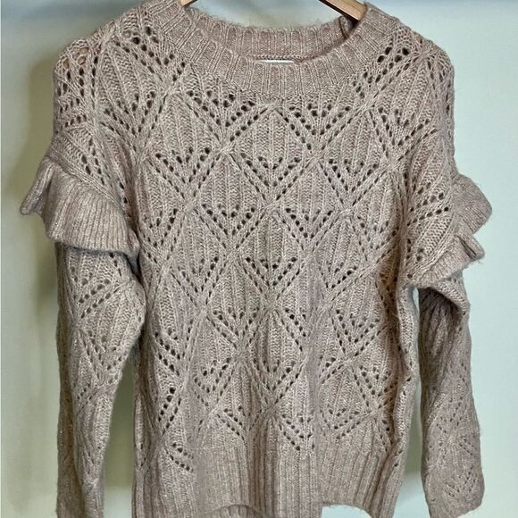Old Navy Sweaters - NWT Old Navy sparkle sweater medium
